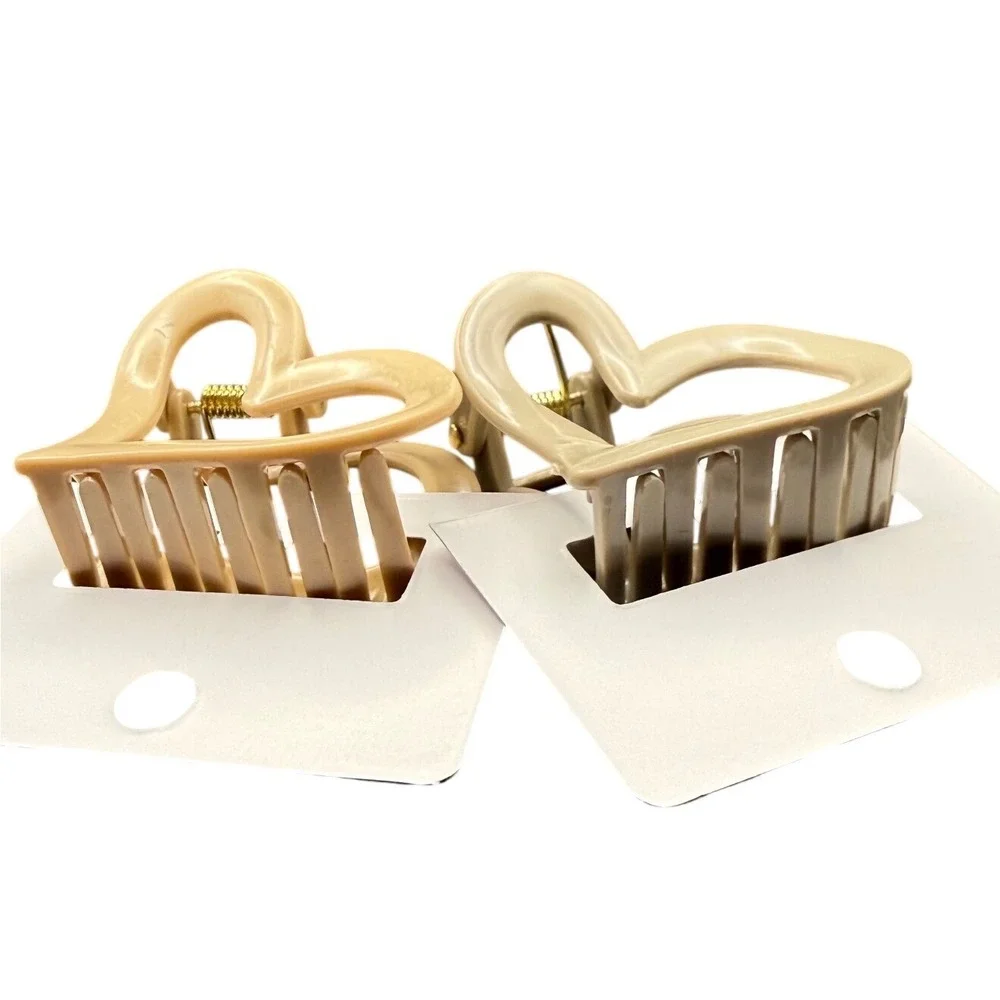 Set of 2 Heart Shaped Hair Claw Clips Neutral Beige‎ Cream Matte Glossy Finish